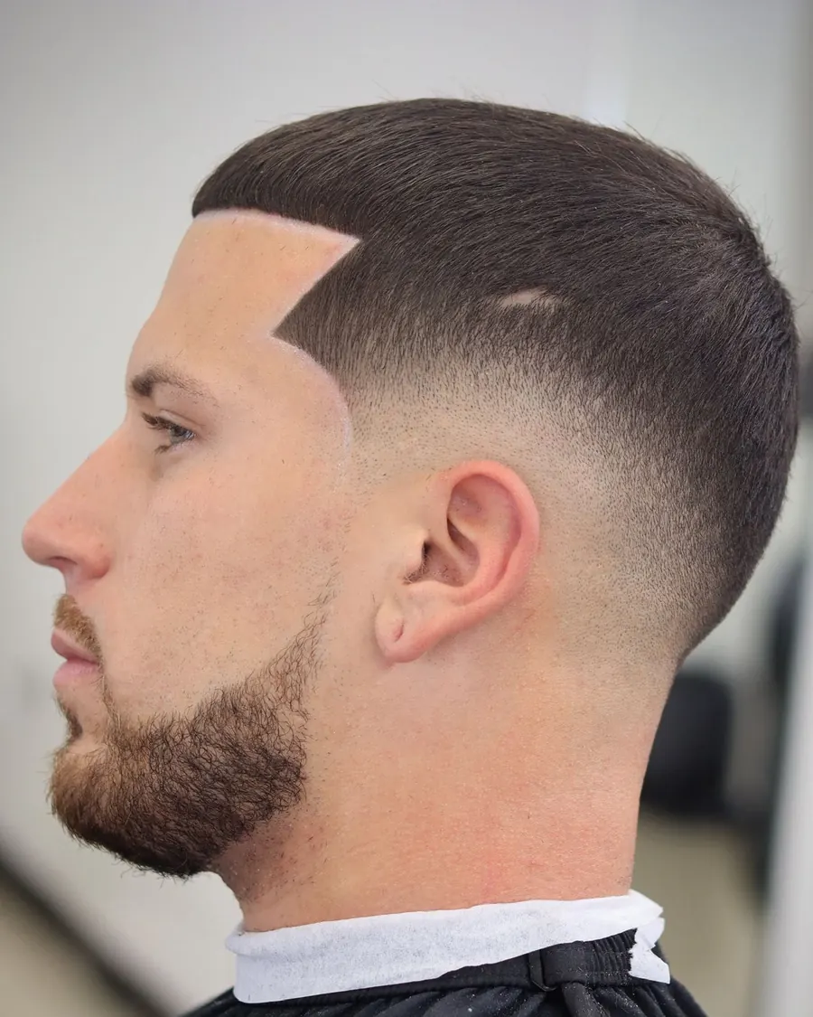 Crop top with a taper and beard